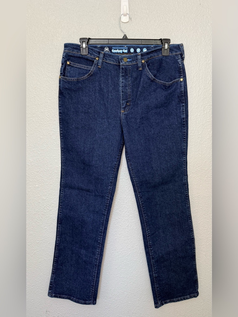 Wrangler | Premium Performance Cowboy Cut | Midnight Rinse | Waist 36”Inseam 32”